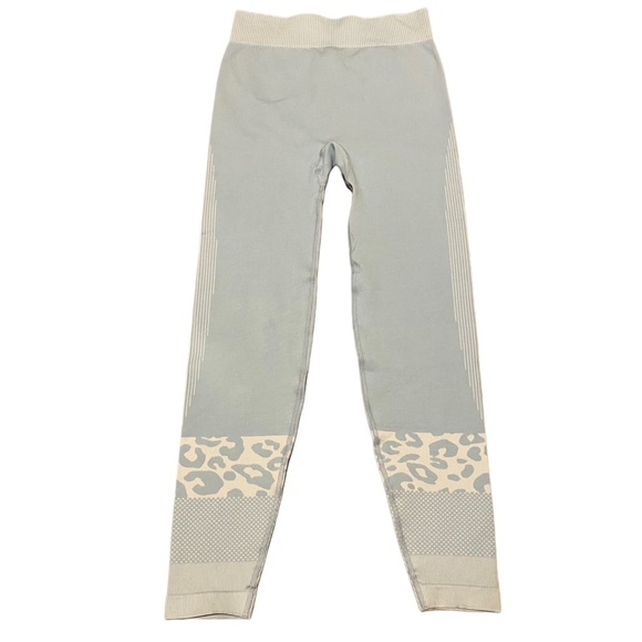 Sweaty Betty Light Blue Leggings - Picture 6 of 14